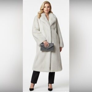 Sparkly Silver Clutch With Chain